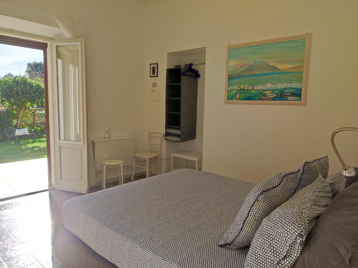 Il Giardino Rooms&Breakfast La Maddalena  Esterno foto
